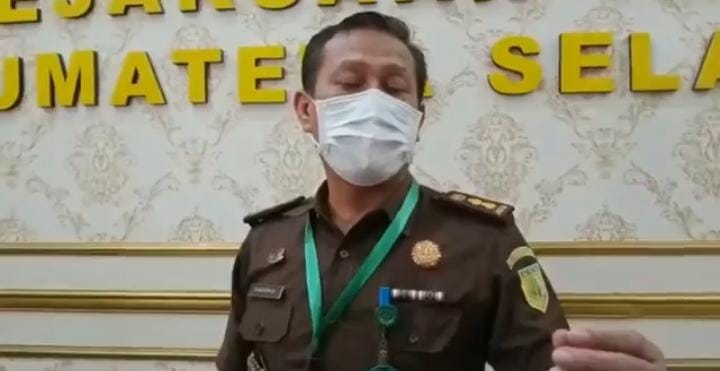 Kepala Seksi Penerangan Hukum [Kasi Penkum] Kejati Sumsel, Khaidirman SH