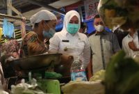 Wakil Walikota Palembang Fitrianti Agustinda bersama Badan Pengawas Obat dan Makanan [BPOM] kembali lakukan aksi pengamanan makanan dari zat berbahaya. 