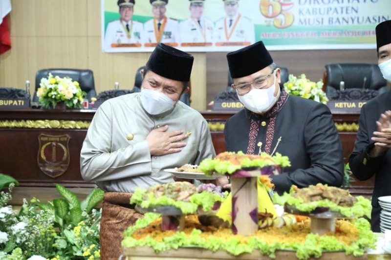 Peringatan Hari Ulang Tahun Kabupaten Musi Banyuasin [HUT MUBA] ke 65 Tahun 2021 digelar dalam sidang paripurna istimewa DPRD setempat yang dihadiri oleh Gubernur Sumatera Selatan [Sumsel] H Herman Deru, Selasa [28/9] pagi. 