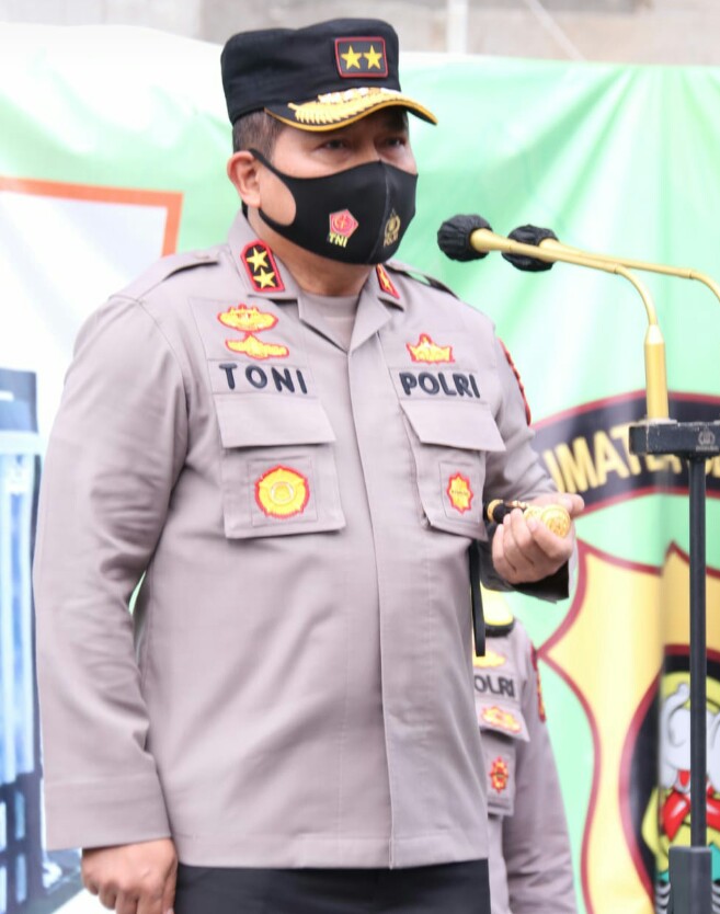 Kepala Kepolisian Daerah Sumatera Selatan Irjen Pol Drs Toni Harmanto MH