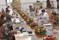 Rapat Terbatas membahas Kesiapan Presidensi Indonesia di G-20 Tahun 2022, Selasa (14/09) di Istana Merdeka, Jakarta. (Foto: Humas Setkab)