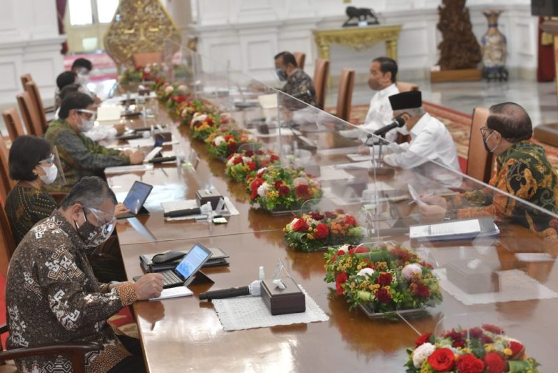 Rapat Terbatas membahas Kesiapan Presidensi Indonesia di G-20 Tahun 2022, Selasa (14/09) di Istana Merdeka, Jakarta. (Foto: Humas Setkab)