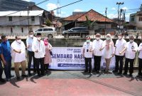 Grup Astra Palembang menyerahkan bantuan berupa 1000 Paket Sembako untuk masyarakat yang terdampak COVID-19, yang diserahkan secara simbolis kepada Walikota Palembang H Harnojoyo . [15/9]
