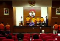 10 anggota DPRD Kabupaten Muara Enim ditetapkan sebagai tersangka oleh Komisi Pemberantasan Korupsi [KPK].