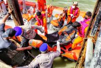 Tim SAR gabungan berhasil menemukan korban Hamzah pukul 08.45 Wita dalam kondisi meninggal dunia 