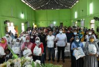 Baksos BUMN, PTBA Berikan 250 Paket Sembako