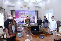  Walikota Palembang H Harnojoyo meresmikan Computer Security Incident Respons Team [CSIRT] Palembang, Kamis [21/10].