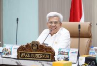 Wakil Gubernur Sumsel H Mawardi Yahya saat memimpin rapat persiapan penyelenggaraan Sriwjaya Ranau Grand Fondo Tahun 2021 bertempat di Bina Praja Pemprov Sumsel, Selasa [12/10]