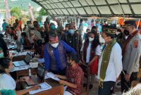 Otoritas Jasa Keuangan [OJK] bersama Self Regulatory Organization [PT Bursa Efek Indonesia, PT Kliring Penjaminan Efek Indonesia, PT Kustodian Sentral Efek Indonesia kembali melaksanakan kegiatan corporate social responsibility [CSR].