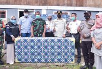 Tim Tanggap Darurat PT Bukit Asam Tbk bersama Corporate Social Responsibility [CSR PTBA] langsung memberikan atensinya dengan menyambangi warga yang terdampak banjir, Rabu [13/10].