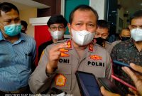 Kapolda Sumsel Irjen Pol Drs Toni Harmanto MH saat memberi keterangan kepada Wartawan