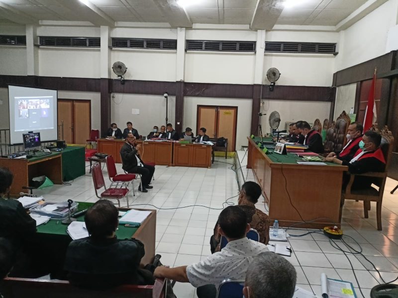 Dr H Eko Sambodo SE MM MAk CFrA selaku saksi ahli Keuangan Negara yang dihadirkan di dalam persidangan di Pengadilan Negeri Palembang,Jumat [15/10].