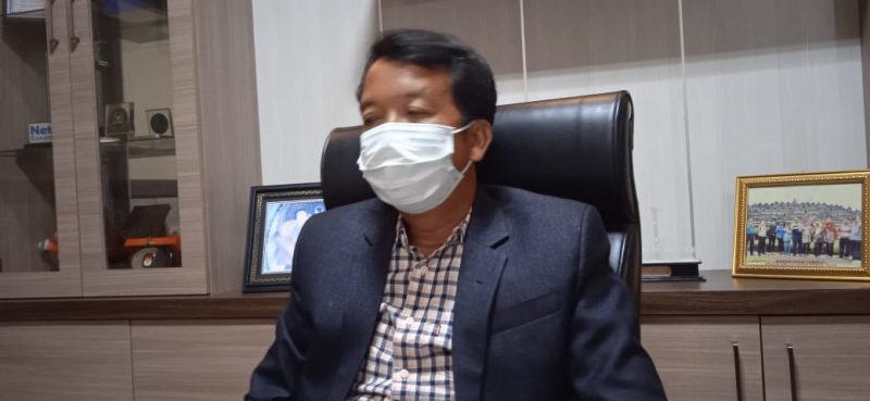 Ketua KPU Sumsel, Amrah Muslimin SE MSi saat dijumpai di ruang kerjanya, Senin [11/10]