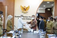 Wakil Gubernur Mawardi Yahya menerima Bupati Empat Lawang terkait program Tahun Anggaran 2022 bertempat di ruang rapat gubernur, Selasa [19/10].