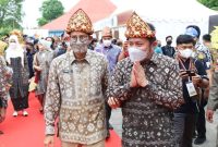 Gubernur Sumsel H Herman Deru bersama Menparekraf Sandiaga Uno hadir membuka langsung Festival Sriwijaya ke-29 tersebut. 