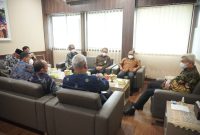 Pemprov Kaji Peluang Kerjasama Kelola Dana Haji