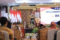 Gubernur Sumsel H Herman Deru hadiri Welcoming Party Indonesian International Medical Olympiade [IMO] yang digelar Fakultas Kedokteran Universitas Sriwijaya [FK Unsri] di Griya Agung Palembang, Kamis (21/10) malam.