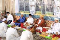 Gubernus Sumsel H Herman Deru menghadiri peringatan Maulid Nabi Muhammad SAW 1443 H di kediaman Habib Mahdi Muhammad Syahab di Kawasan Pasar Kuto Palembang, Minggu [31/10] malam.