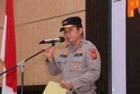 Kapolda Sumatera Selatan Irjen Pol Drs Toni Harmanto MH memimpin serah terima jabatan Direktur Lalu lintas [Sertijab Dirlantas] Polda Sumsel di Ruang Rekonfu Gedung Promoter Mapolda Sumsel Palembang, Senin [15/11].
