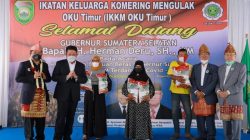 Silaturahmi Gubernur Sumatera Selatan H Herman Deru dengan masyarakat komering yang tergabung dalam Ikatan Keluarga Komering Mengulak [IKKM] Kabupaten OKU Timur.