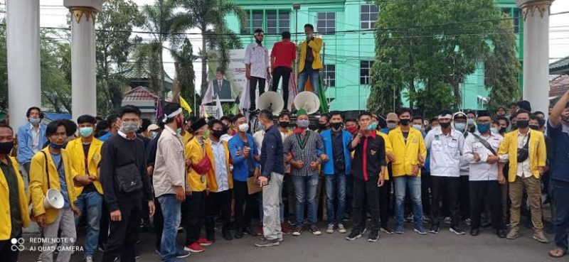 Kali ini, hari ketiga ratusan mahasiswa Palembang kembali berjuang untuk menyuarakan 