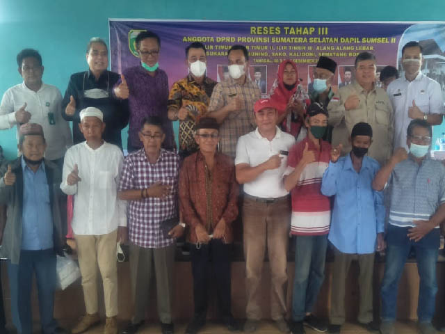 Reses Tahap III Anggota DPRD Provinsi Sumsel Dapil Sumsel II [Ilir Timur I, Ilir Timur II, Ilir Timur III, Alang Alang Lebar, Sukarame, Kemuning, Sako, Kalidoni, Sematang Borang] pada 8 Desember 2021 dilaksanakan dilingkungan masyarakat 5 Ilir.