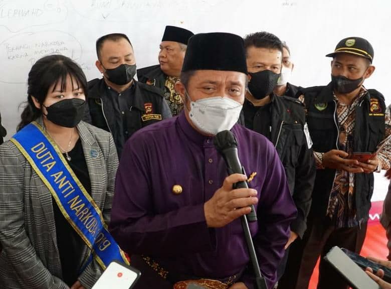 Bencana erupsi Gunung Semeru yang melanda masyarakat di Kabupaten Lumajang Jawa Timur pada Sabtu [4/12] menjadi atensi khusus Gubernur Sumsel H Herman Deru.