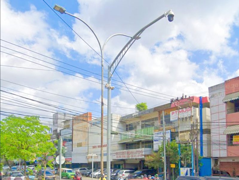 Salah satu Kamera e-Police di simpang lampu merah Veteran, Palembang.