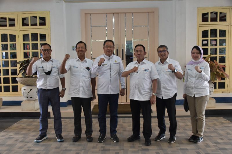 Anjangsana Jajaran Direksi dan Manajemen PTBA dengan Bupati lahat H Cik Ujang Lahat