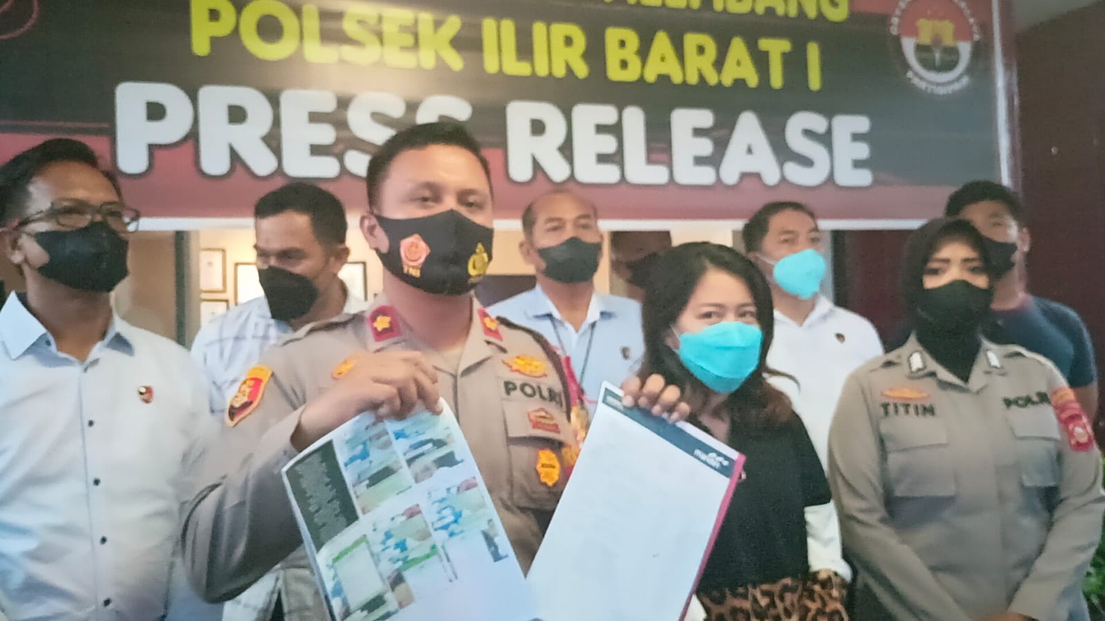 Gelar Perkara: Selebgram Palembang diciduk Kepolisian Sektor Ilir Barat [IB I] atas kasus tindak pidana penipuan investasi butik dan arisan bodong.