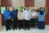 KUNJUNGAN kerja personal Sekretariat Bersama [Sekber] Wartawan Indonesia ke Kanwil Kementerian Agama Sumatera Selatan, mendapat sambutan baik dari Kabid Pendidikan dan Kependidikan Agama Islam [Pakis], Evi Zurfiana Azom.