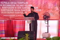Bupati Banyuasin, Askolani Jasi melantik 45 kepala Desa [Kades] di empat kecamatan yakni, Rantau Bayur, Banyuasin III, Talang Kelapa dan Sembawa, Rabu [19/1/2022].