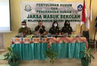 Kejari Prabumulih memberikan pengetahuan hukum bagi siswa-siswi dengan program 