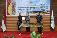 Ketua DPRD bersama Gubernur Sumsel Terima LHP BPK Semester II