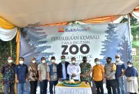 Manajer Humas, Komunikasi dan Administrasi Korporat PTBA, Dayaningrat membuka kembali tempat rekreasi wisata mini Zoo and Jogging Track Bukit Asam, Jumat [4/2/2022].