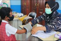 Pangkalan TNI Angkatan Laut menggelar Serbuan Vaksinasi COVID-19 bagi anak usia 6-11 tahun di Sekolah Dasar [SD] Negeri 46 Jalan Sultan Agung, Kelurahan 1 Ilir, Kecamatan Ilir Timur II Palembang, Senin [14/2/2022].