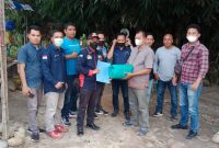 Peringatan Hari Pers Nasional [HPN] ke -76/2022, rekan rekan jurnalis yang bertugas di Kota Nanas [Prabumulih] memberikan bantuan jasa pemasangan Wi-Fi gratis, dan bantuan rumah budidaya Maggot di Taman Edu Agro Ekologi [Edagi].