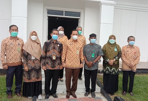 Walikota Prabumulih Ir H Ridho Yahya MM Menghadiri sekaligus membuka langsung kegiatan acara sosialisasi Choacing Clinic Program Sekolah Penggerak [PSP] 2022 untuk calon kepala sekolah