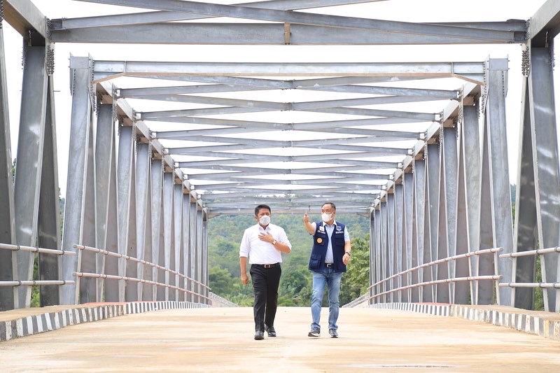 Sempat Mangkrak, Gubernur HD Resmikan Jembatan Lematang