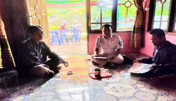 Kurang dari 24 Jam Jasa Raharja berikan bantuan kepada korban kecelakaan lalu lintas [Lakalantas] di jalan umum Lintas Tengah Sekayu-Lubuklinggau KM 205 Dusun VI Desa Ngunang, Kecamatan Sangadesa, Kabupaten Musi Banyuasin antara motor Smash dengan truk. 