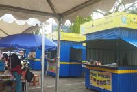 PT Bukit Asam Tbk [PTBA] membagikan 61 booth container untuk pedagang yang berjualan di Terminal Kota Muara Enim.