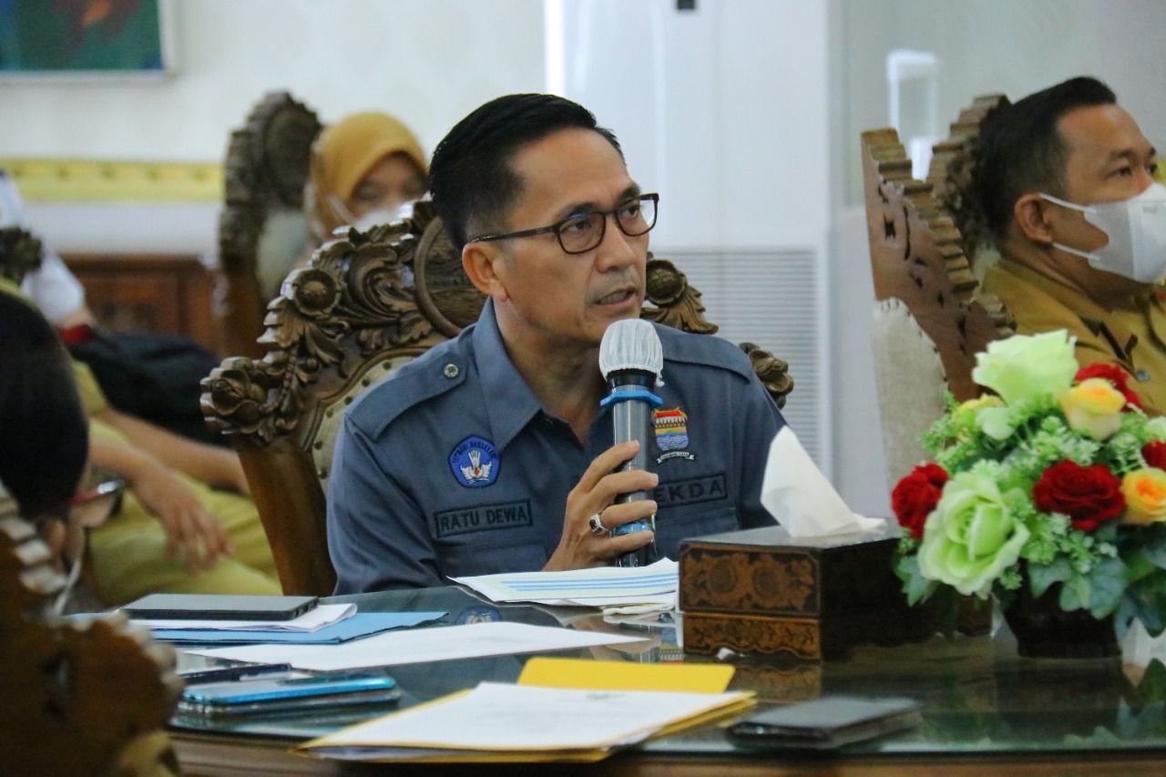 Sekretaris Daerah [Sekda] kota Palembang, Drs Ratu Dewa MSi