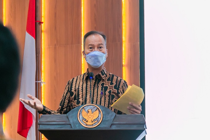 Menteri Perindustrian Agus Gumiwang Kartasasmita