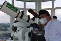 Peneropongan hilal (sumber foto: Kemenag RI)