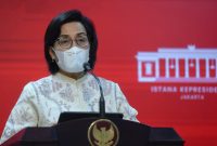 Menkeu Sri Mulyani memberikan keterangan pers usai mengikuti SKP, di Kantor Presiden, Jakarta, Senin (17/11/2021) sore