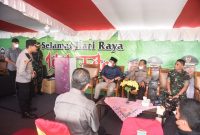 Kapolda Sumsel Irjen Pol Toni Harmanto MH bersama Gubernur H Herman Deru melakukan peninjauan dan pengecekan pos pengamanan [Pospam] arus mudik menjelang hari raya Idul Fitri 1443 Hijriah/2022 Masehi.