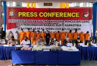 Polda Riau saat menggelar konferensi pers