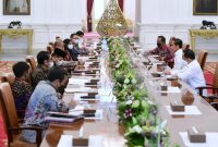 Presiden Jokowi menerima Ketua dan Anggota KPU, di Istana Merdeka, Jakarta, Senin (30/05/2022)