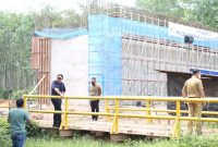 Gubernur Sumsel H Herman Deru terus memantau progres pembangunan jalan tol Kayuagung - Palembang - Betung (Kapal Betung).