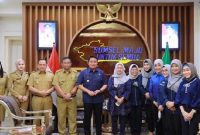Gubernur Sumatera Selatan (Sumsel) H Herman Deru menerima audiensi Persatuan Wanita Olahraga Seluruh Indonesia (Perwosi) Sumsel bertempat di ruang audiensi kantor Gubernur.